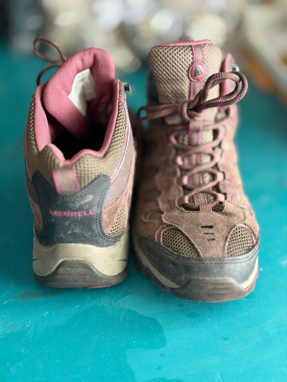 Women's Lace-Up Hiking Boots
